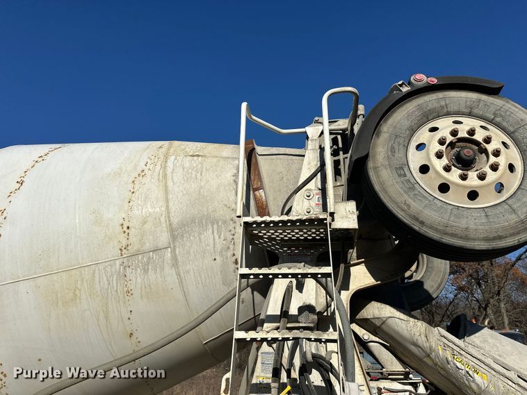 image for item DW4366 2006 Sterling L-Line ready mix truck