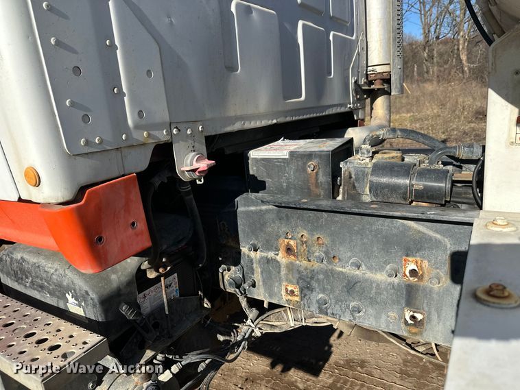 image for item DW4366 2006 Sterling L-Line ready mix truck