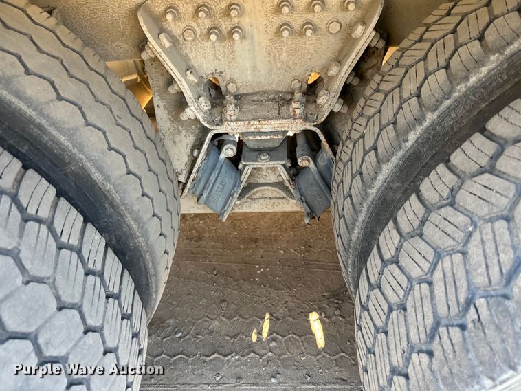 image for item DW4366 2006 Sterling L-Line ready mix truck