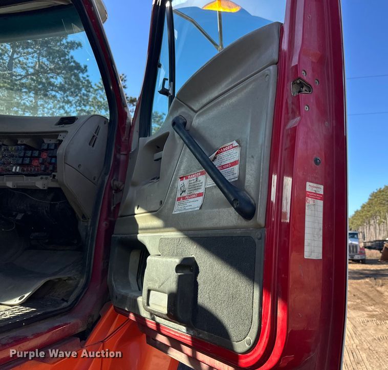 image for item DW4366 2006 Sterling L-Line ready mix truck