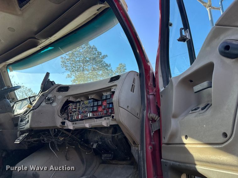 image for item DW4366 2006 Sterling L-Line ready mix truck