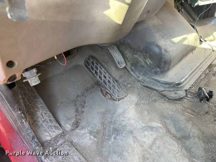 image for item DW4366 2006 Sterling L-Line ready mix truck