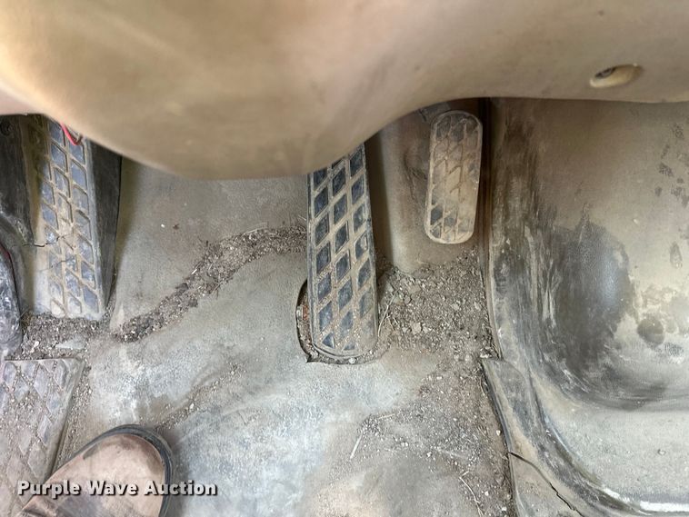 image for item DW4366 2006 Sterling L-Line ready mix truck