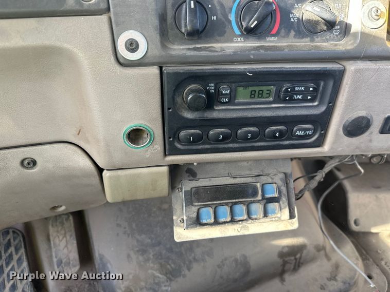 image for item DW4366 2006 Sterling L-Line ready mix truck