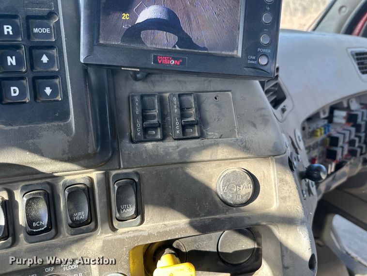 image for item DW4366 2006 Sterling L-Line ready mix truck