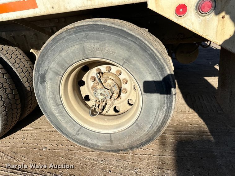 image for item DW4366 2006 Sterling L-Line ready mix truck