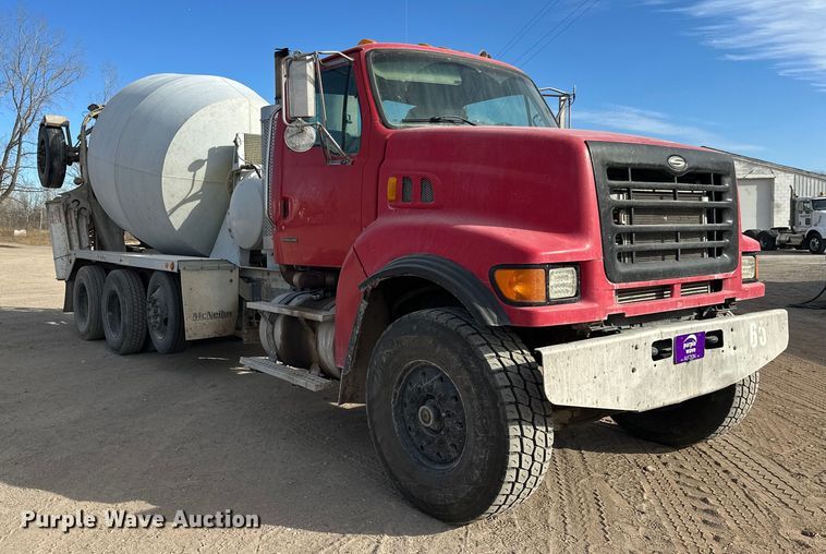 image for item DW4370 2007 Sterling L9500 ready mix truck