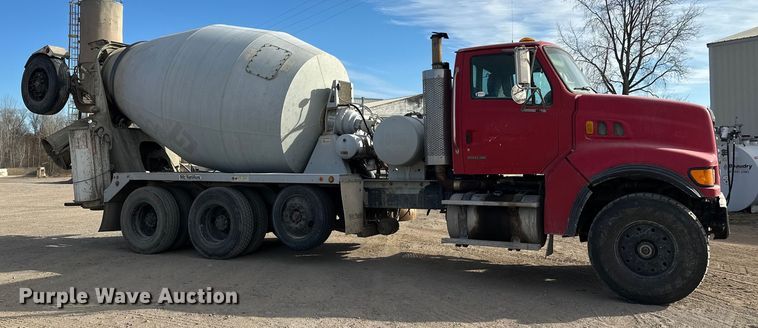 image for item DW4370 2007 Sterling L9500 ready mix truck