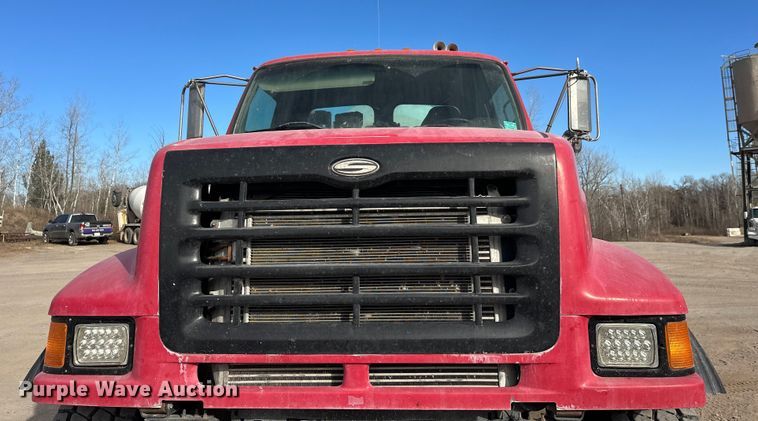 image for item DW4370 2007 Sterling L9500 ready mix truck