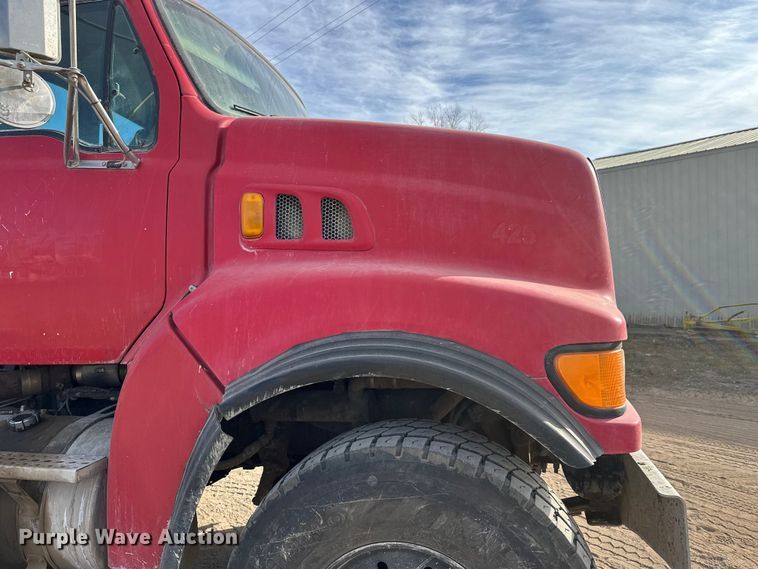 image for item DW4370 2007 Sterling L9500 ready mix truck