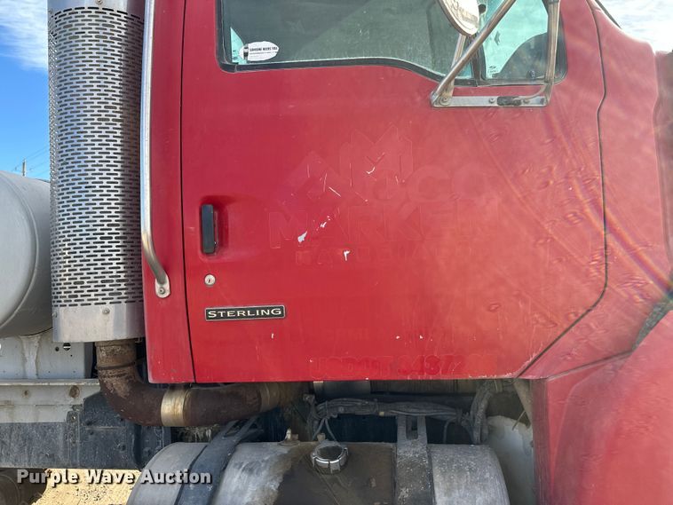 image for item DW4370 2007 Sterling L9500 ready mix truck