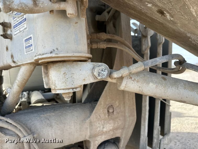 image for item DW4370 2007 Sterling L9500 ready mix truck