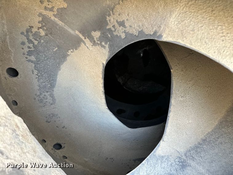 image for item DW4370 2007 Sterling L9500 ready mix truck