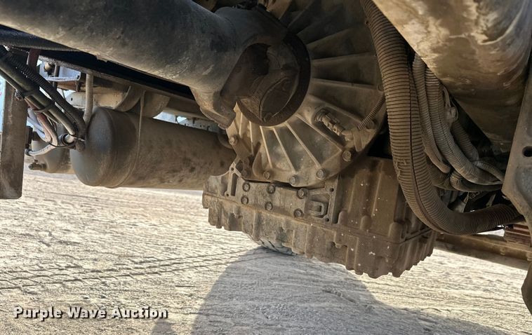 image for item DW4370 2007 Sterling L9500 ready mix truck