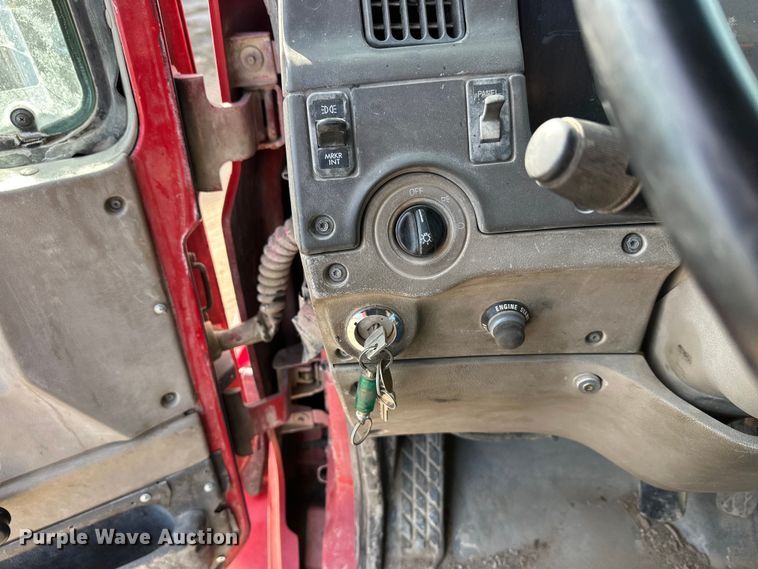 image for item DW4370 2007 Sterling L9500 ready mix truck