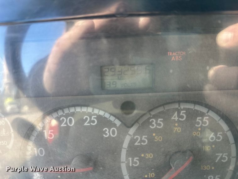 image for item DW4370 2007 Sterling L9500 ready mix truck