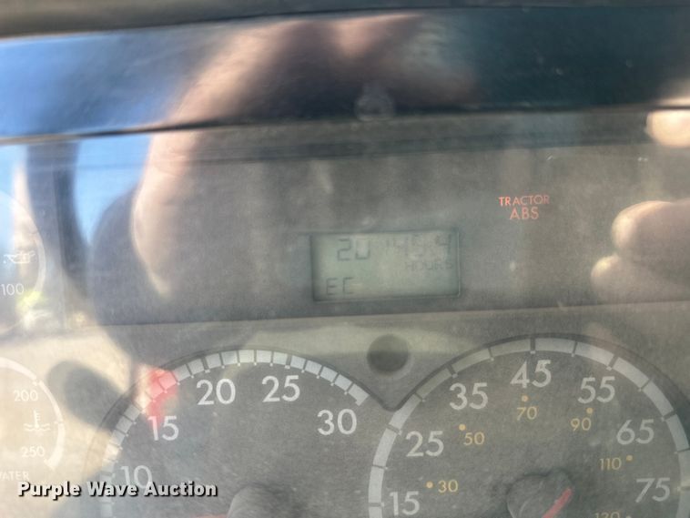 image for item DW4370 2007 Sterling L9500 ready mix truck