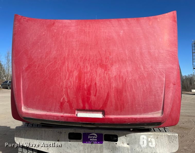 image for item DW4370 2007 Sterling L9500 ready mix truck