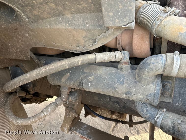 image for item DW4370 2007 Sterling L9500 ready mix truck