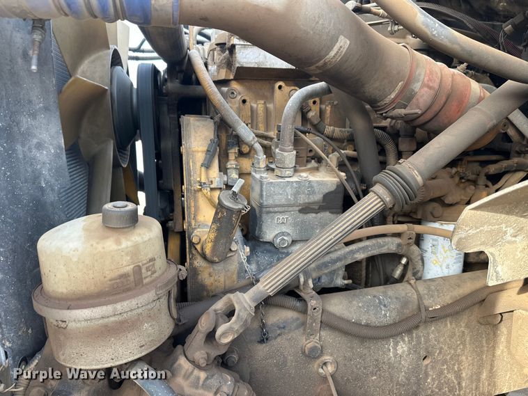 image for item DW4370 2007 Sterling L9500 ready mix truck