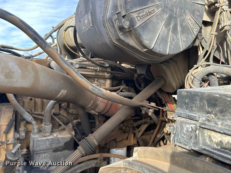 image for item DW4370 2007 Sterling L9500 ready mix truck