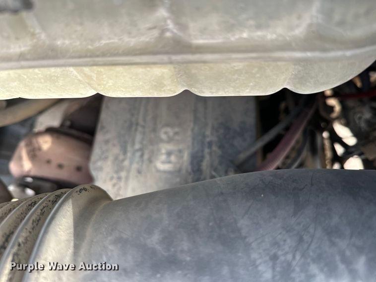 image for item DW4370 2007 Sterling L9500 ready mix truck