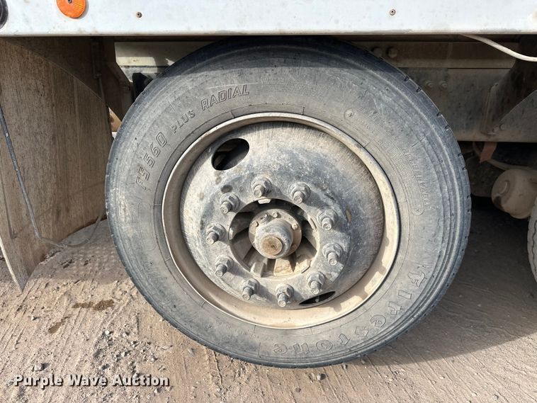 image for item DW4370 2007 Sterling L9500 ready mix truck