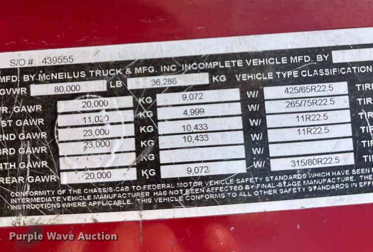 image for item DW4370 2007 Sterling L9500 ready mix truck