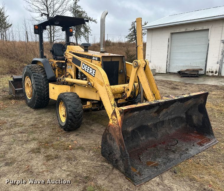 image for item DW4383 1998 John Deere 210LE landscape tractor