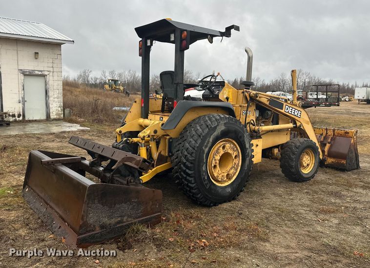 image for item DW4383 1998 John Deere 210LE landscape tractor