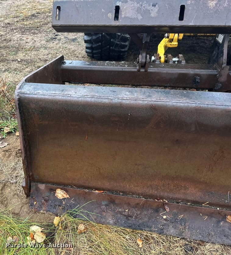 image for item DW4383 1998 John Deere 210LE landscape tractor