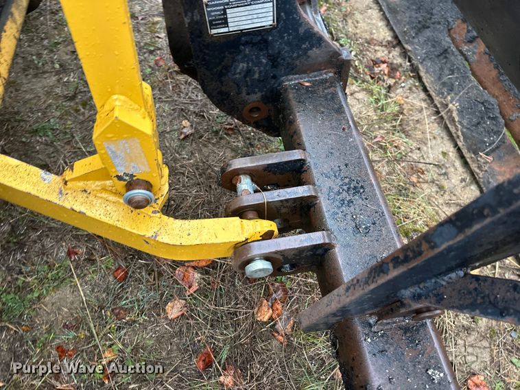 image for item DW4383 1998 John Deere 210LE landscape tractor