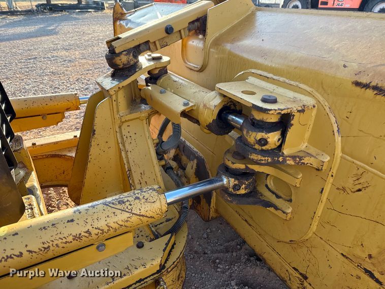 image for item DW5195 2012 Caterpillar D5K XL dozer