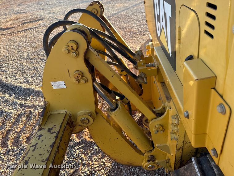 image for item DW5195 2012 Caterpillar D5K XL dozer