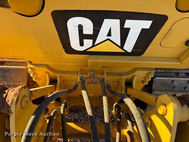 image for item DW5195 2012 Caterpillar D5K XL dozer