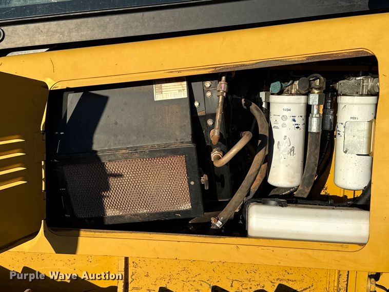 image for item DW5195 2012 Caterpillar D5K XL dozer