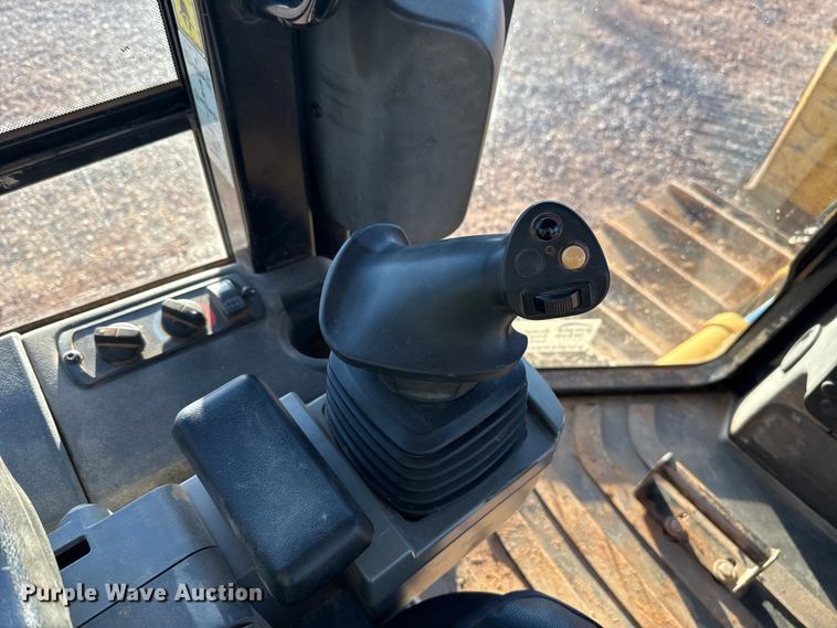 image for item DW5195 2012 Caterpillar D5K XL dozer