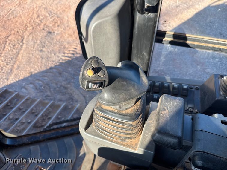 image for item DW5195 2012 Caterpillar D5K XL dozer