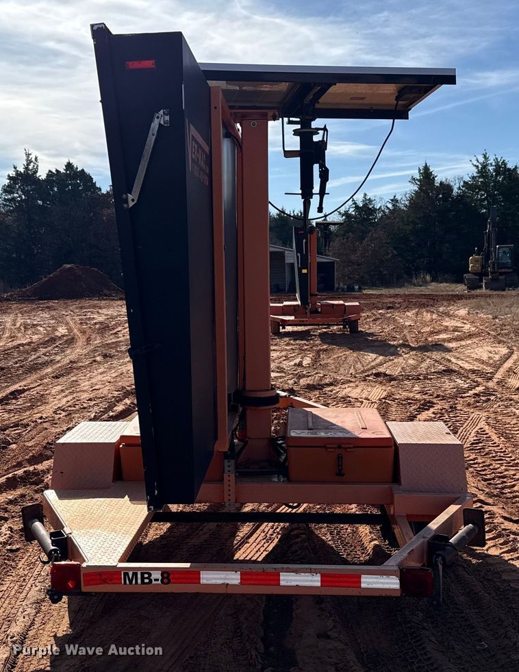 image for item DW5196 2008 Ver-Mac message board trailer