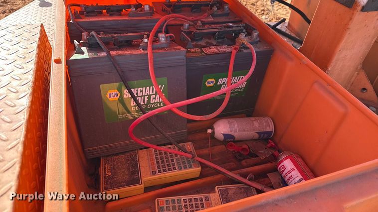 image for item DW5196 2008 Ver-Mac message board trailer