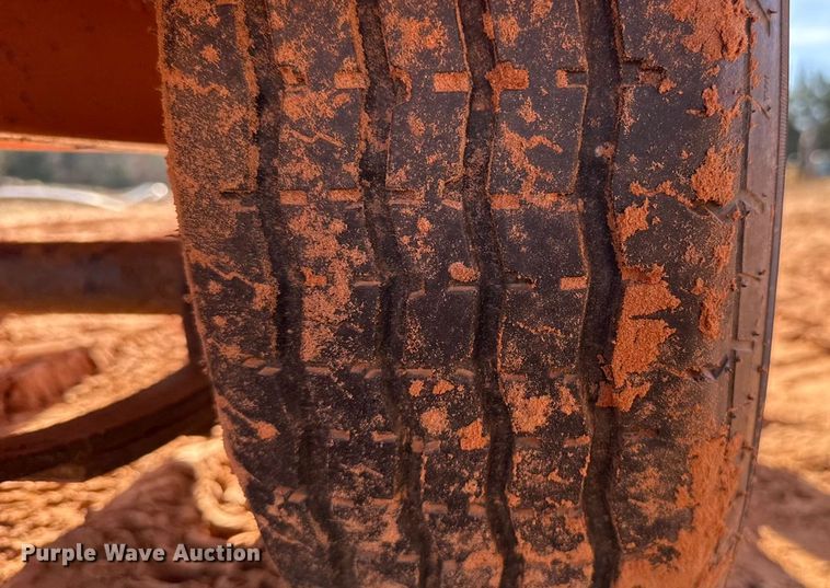 image for item DW5196 2008 Ver-Mac message board trailer