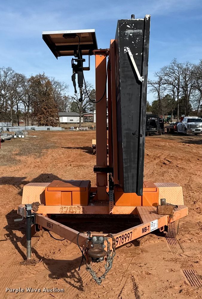 image for item DW5197 2008 Ver-Mac message board trailer