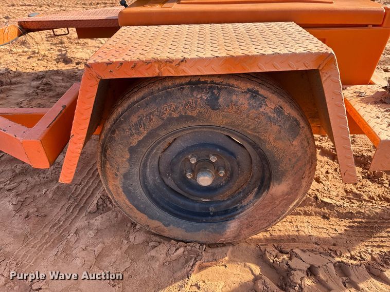 image for item DW5197 2008 Ver-Mac message board trailer