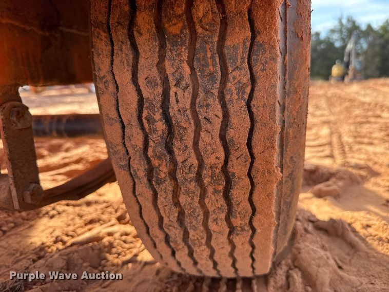 image for item DW5197 2008 Ver-Mac message board trailer