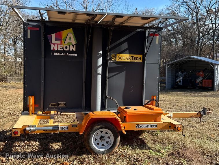 image for item DW5199 2012 SolarTech Silent messenger message board trailer