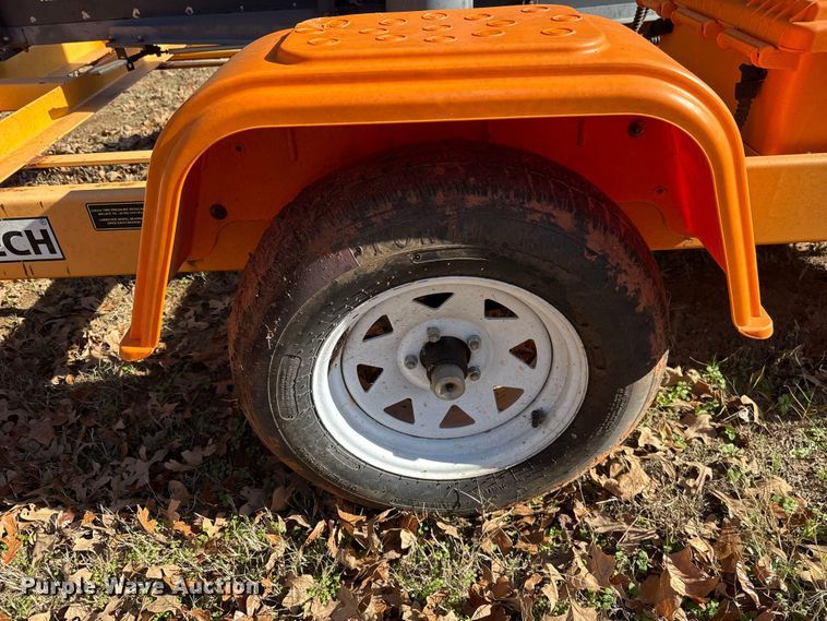 image for item DW5199 2012 SolarTech Silent messenger message board trailer