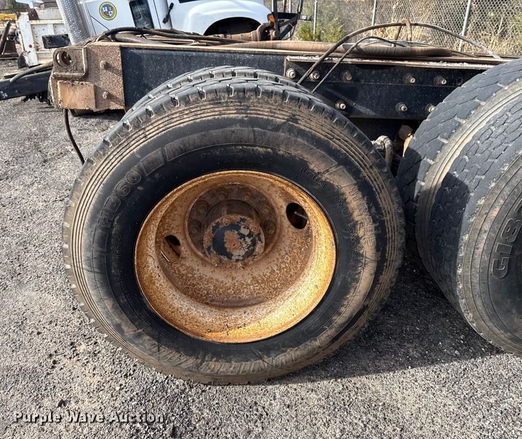 image for item DW5201 Rear axle assembly