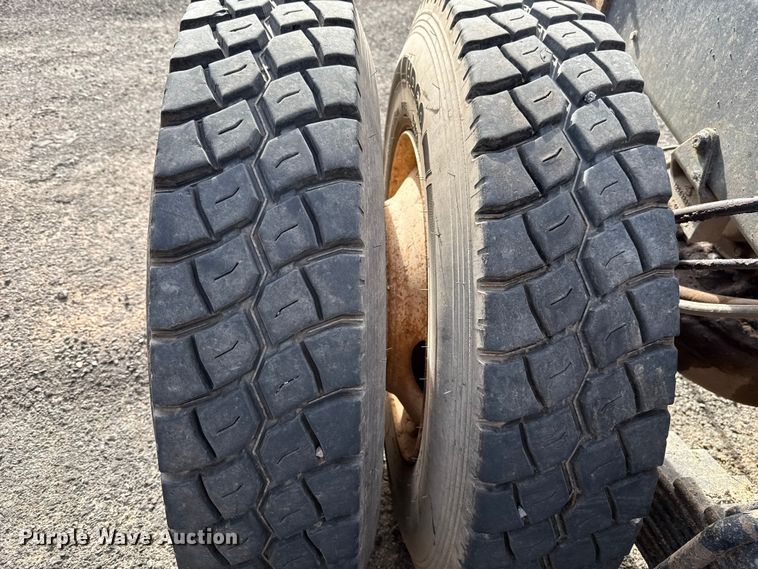 image for item DW5201 Rear axle assembly