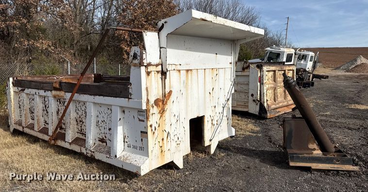 image for item DW5202 McClain Galion 502F dump bed