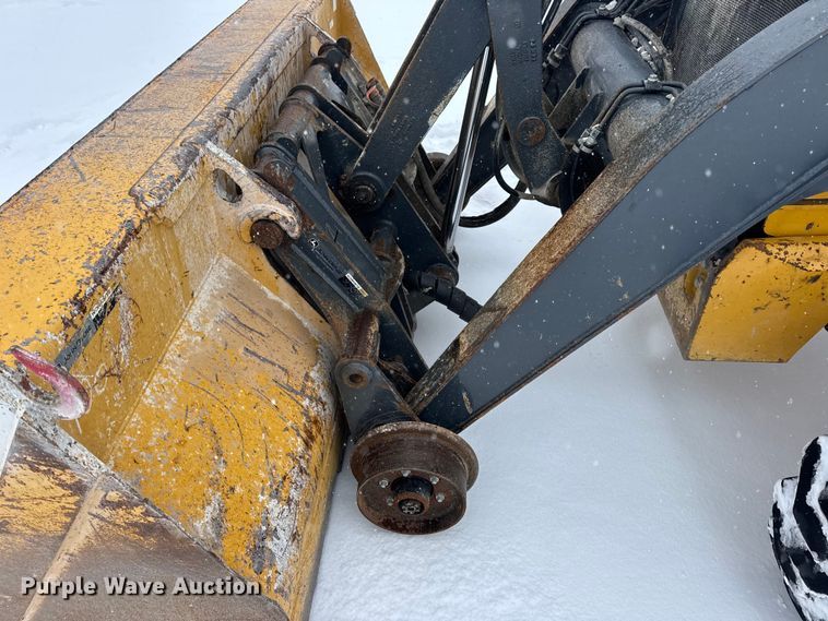 image for item DW6684 2019 John Deere 310SL HL backhoe